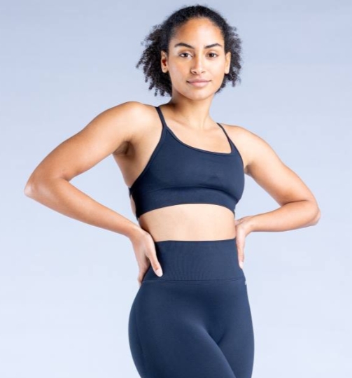 Zakaj so DFYNE workout clothes postale stalnica moje joga rutine